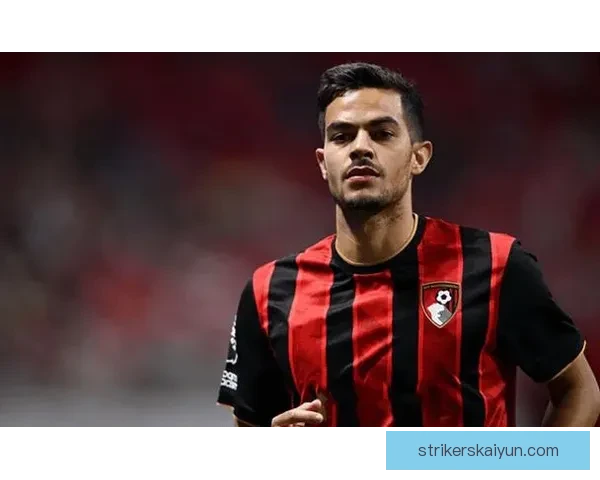 英超前锋状态回暖，表现稳健引发媒体关注